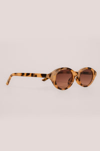 Alva Sunglasses in Tortoise - Milla Hart