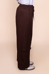 Petrina Barrel Leg Pants in Chocolate