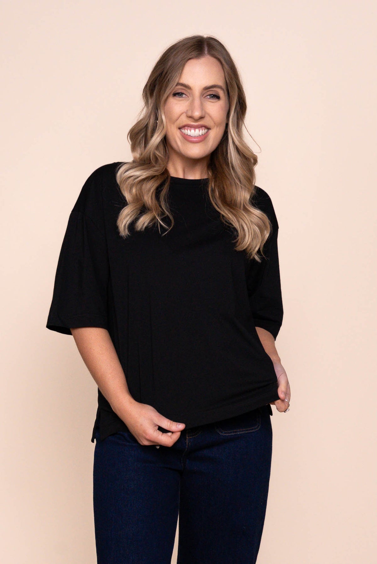 Bianca S/S Tee in Black