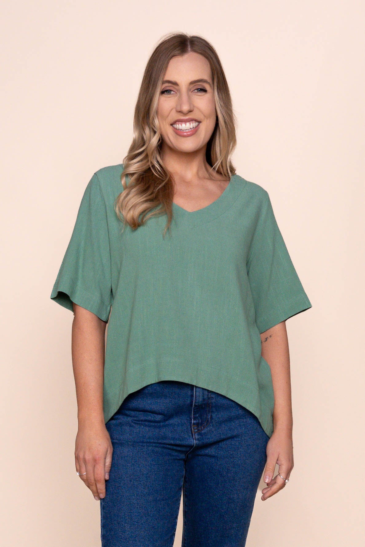 Harper S/S Top in Sage