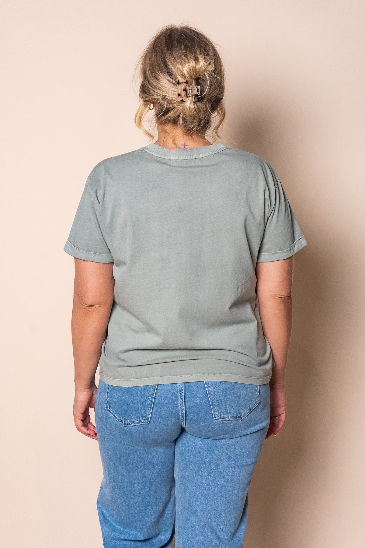 Huntleigh O/S Tee in Iceberg Green - Foxwood