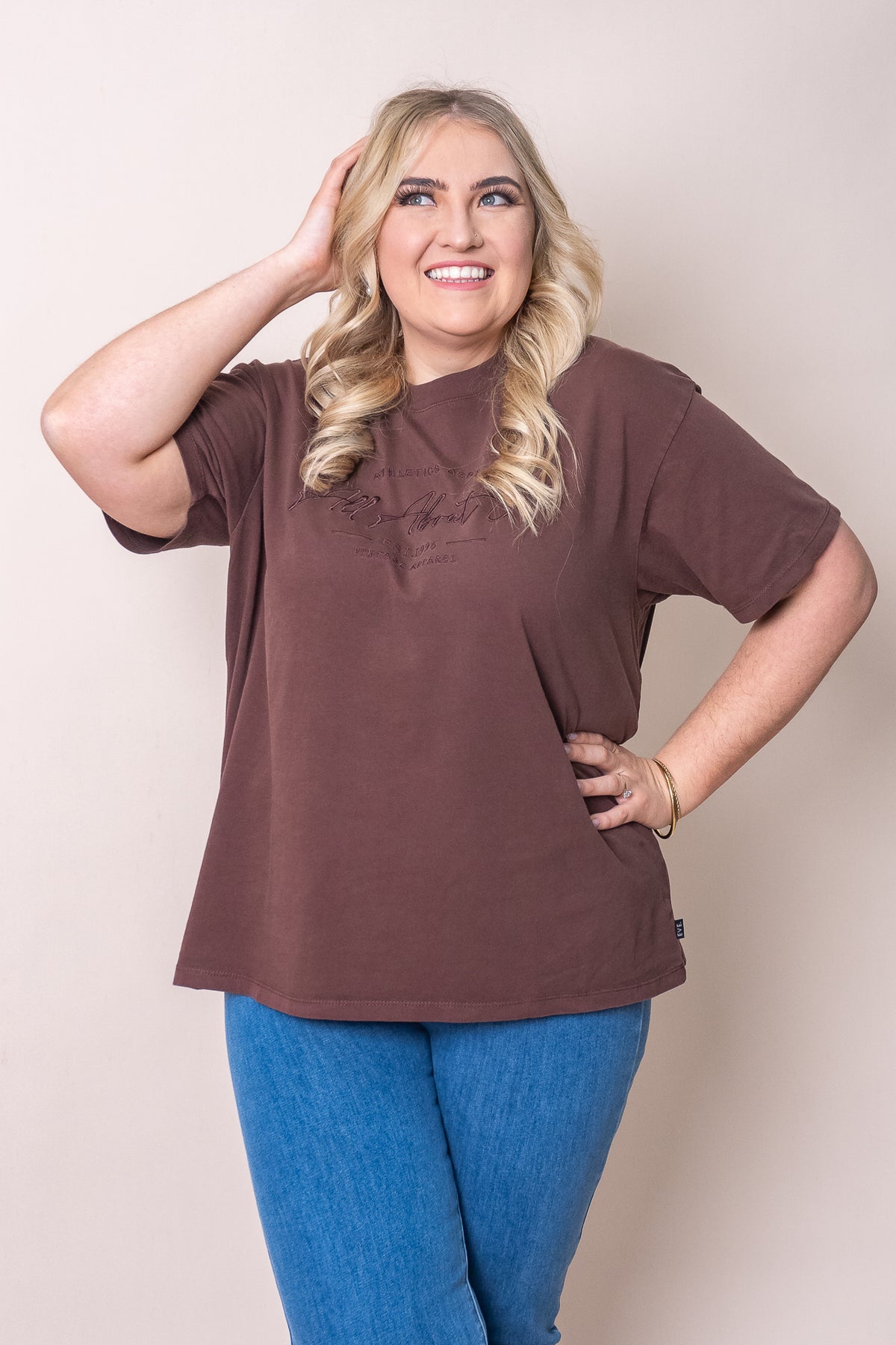 Classic Tee in Brown - All About Eve