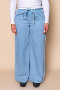 Toni Pants in Light Blue