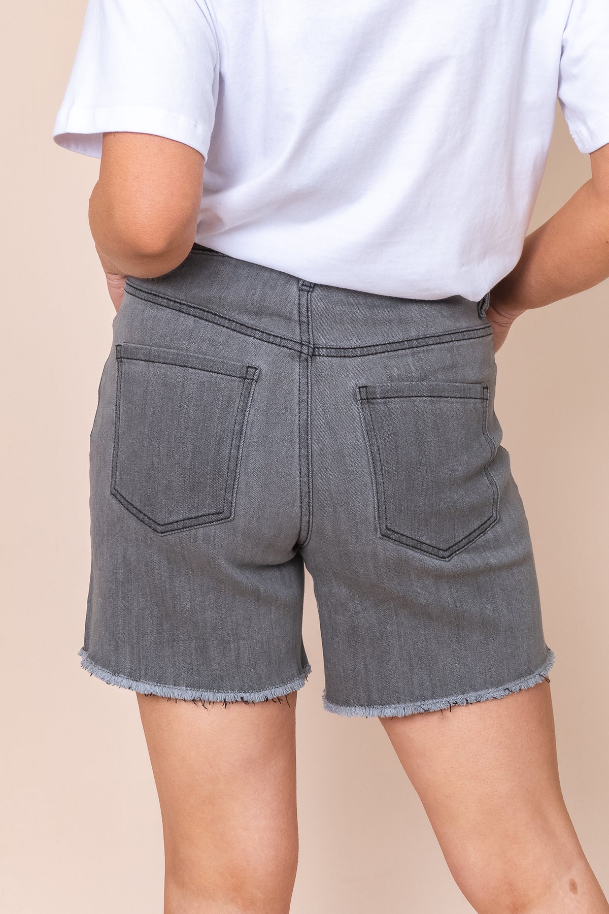 Millie Shorts in Washed Black - Foxwood