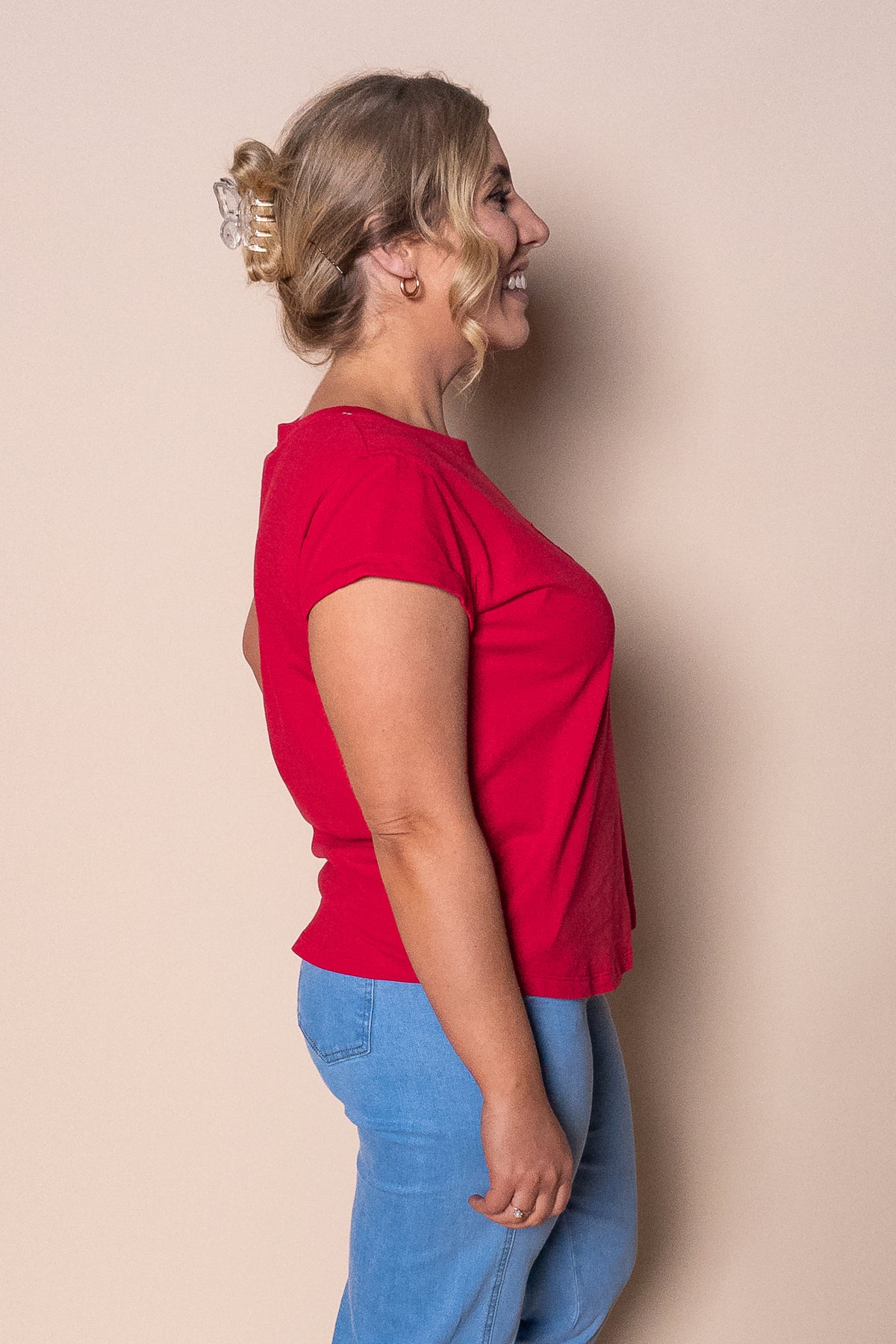 Signature Tee in Crimson - Foxwood