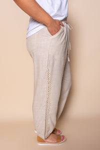 Jin Slouch Pants in Beige