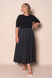 Venetta Midi Dress in Black/Black