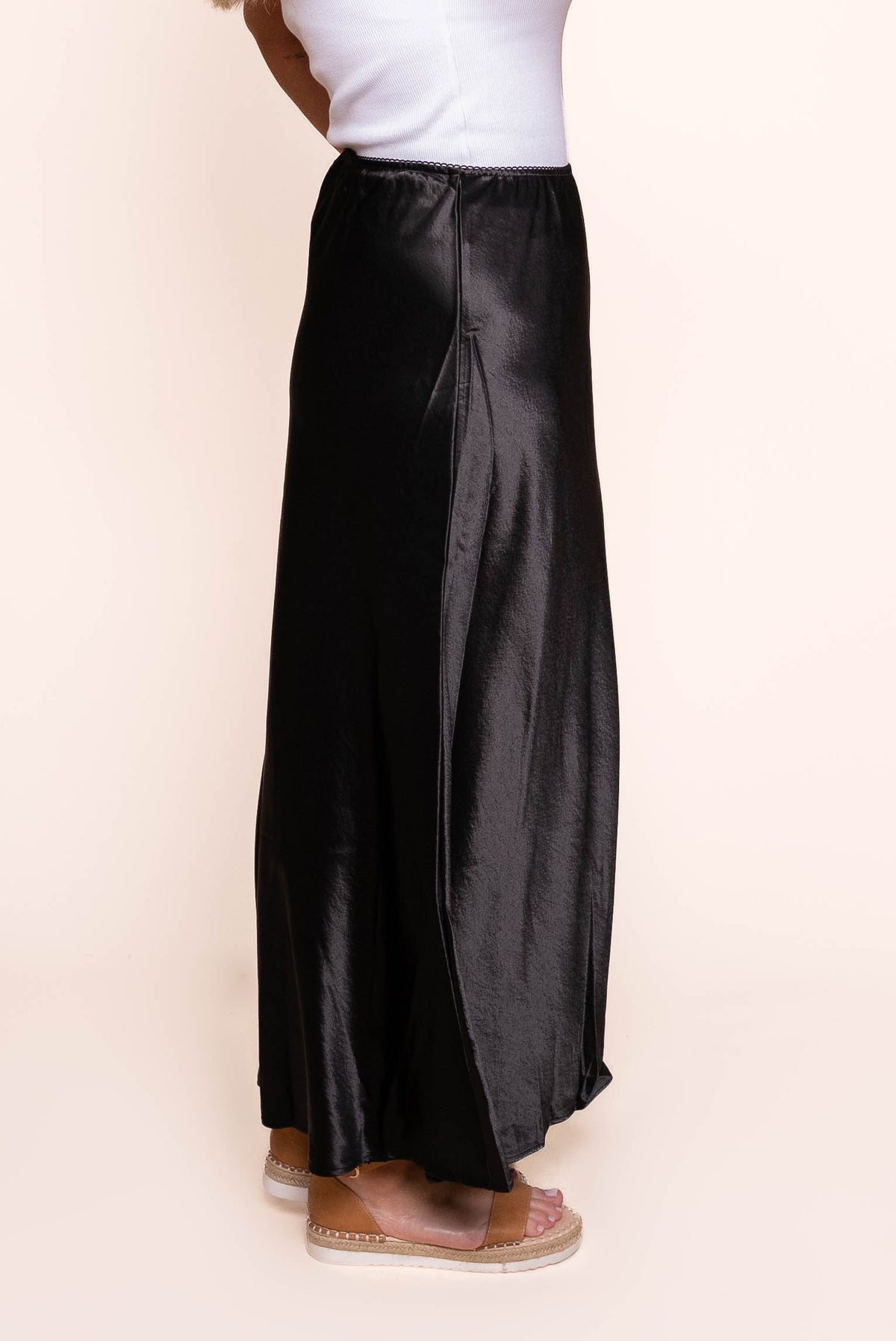 Rilla Satin Midi Skirt in Black