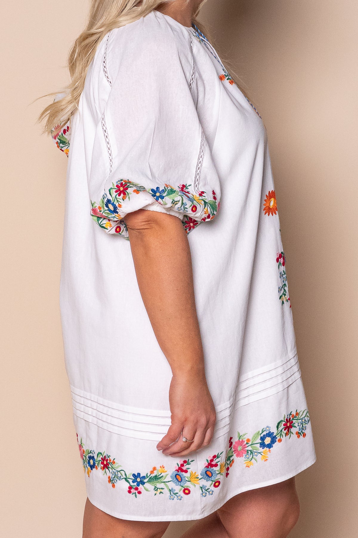 Orphea Embroidered Floral Dress in White