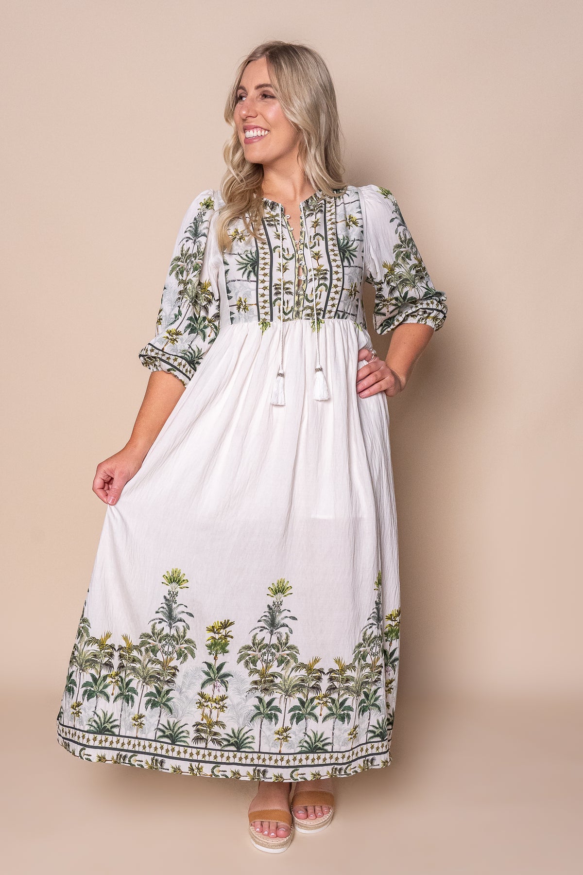 Jaelyn Maxi Dress in Ivory