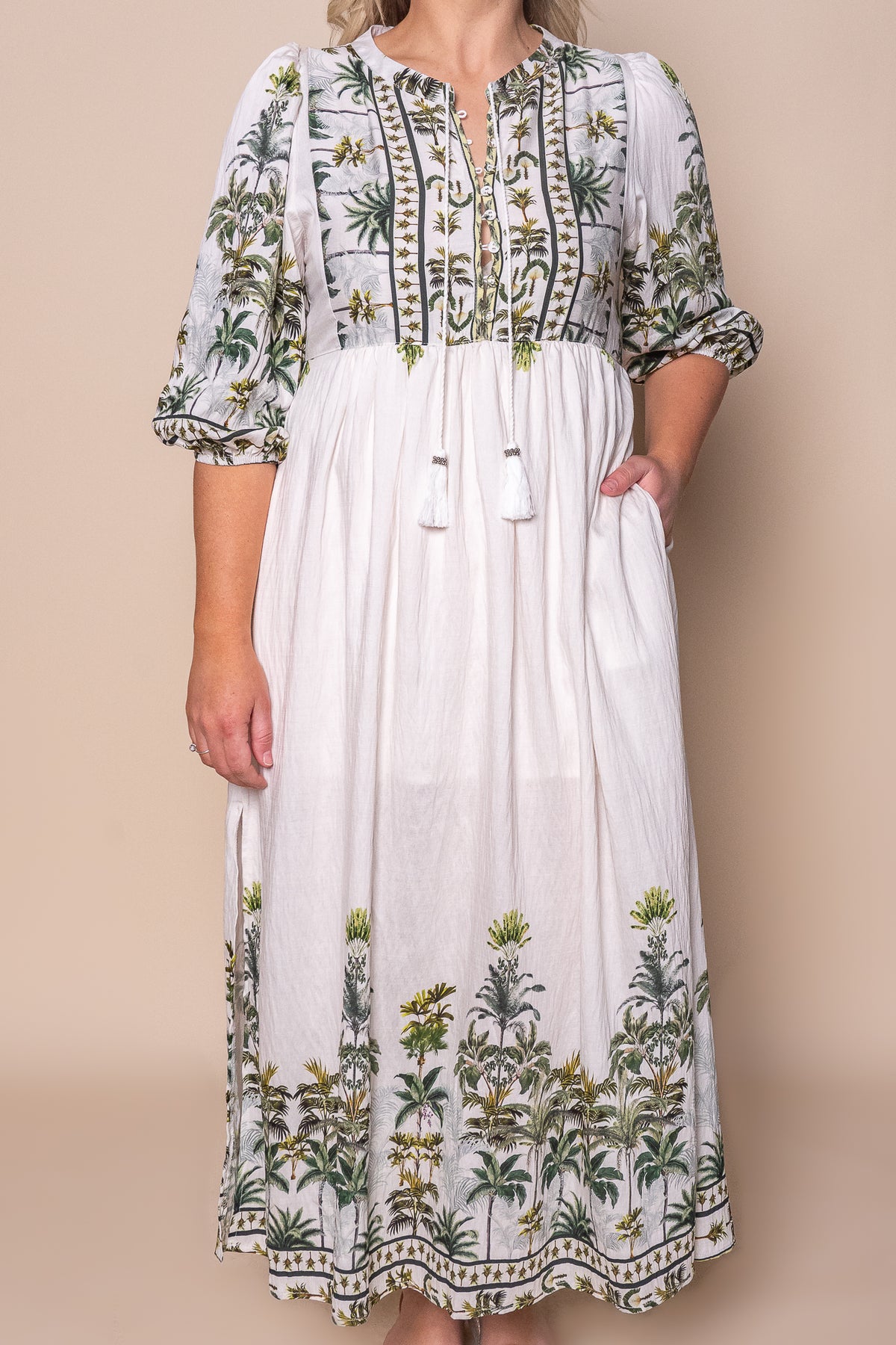 Jaelyn Maxi Dress in Ivory