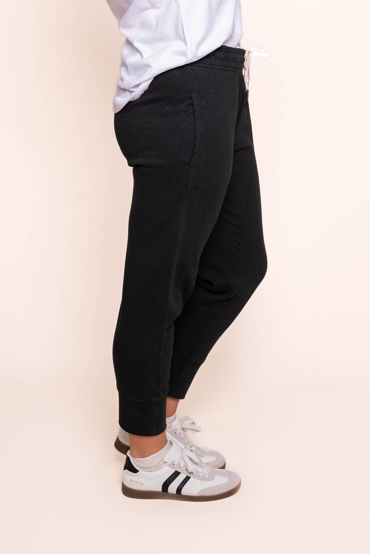 Brunch Pants in Black - Elm