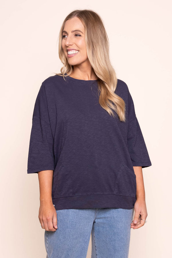 Mazie Sweat Top in Navy - Elm