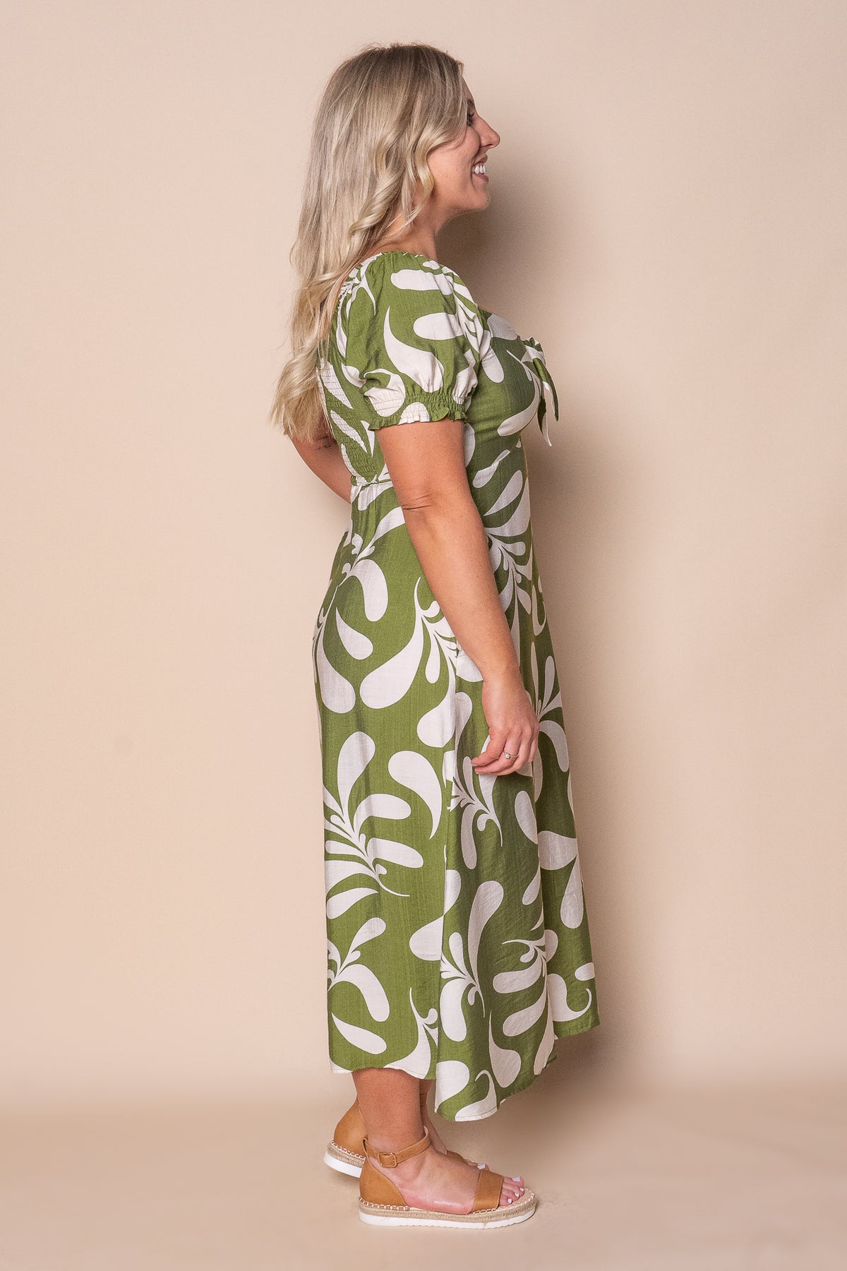 Renalta Midi Dress in Olive