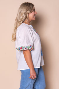Danique Embroidered Floral Top in White