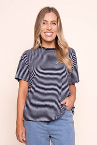 Hutch Stripe Tee in Navy/White - Foxwood