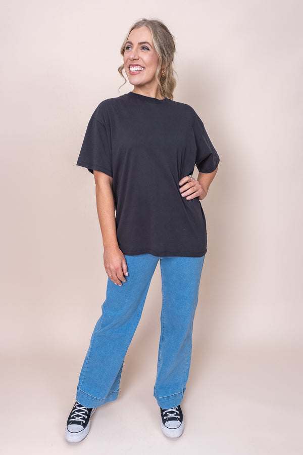 Oversized Tee in Washed Black - Silent Theory