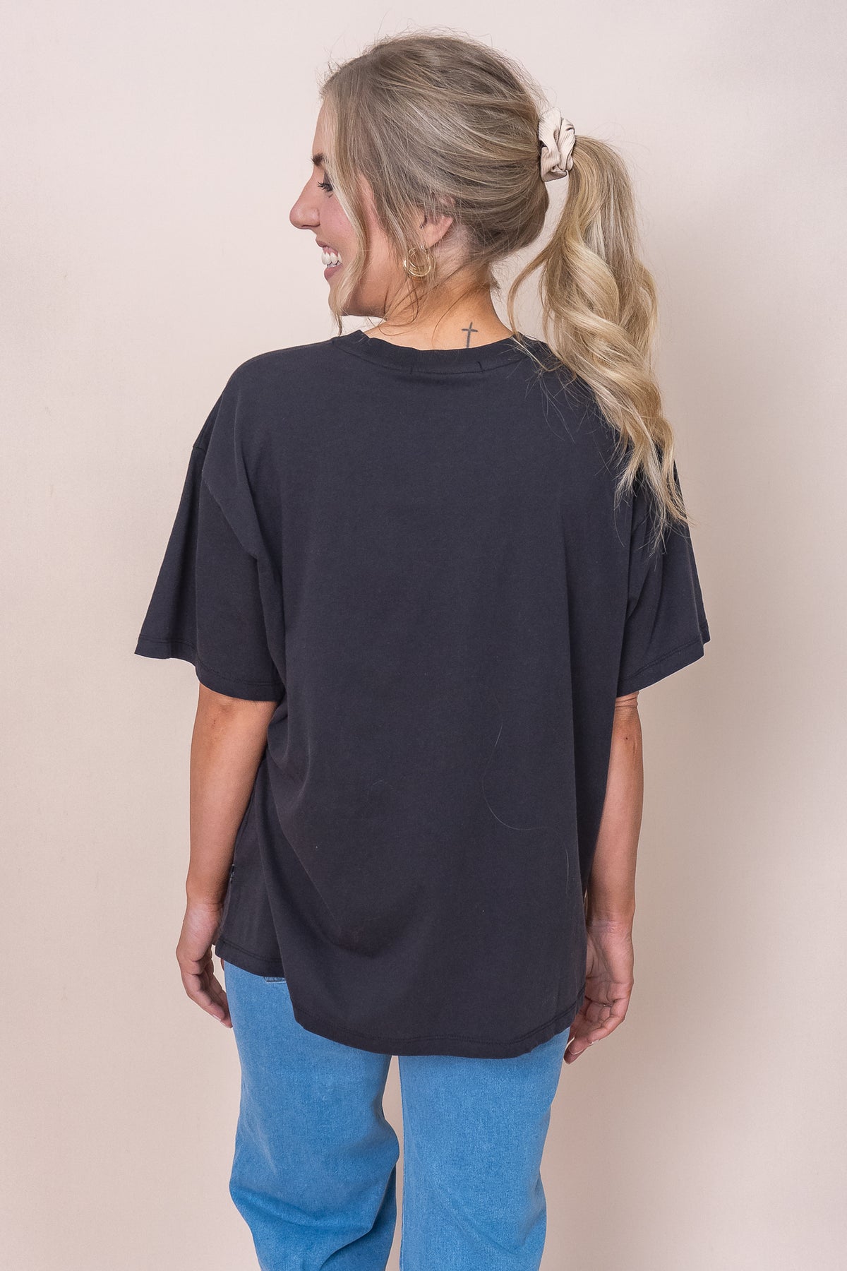 Oversized Tee in Washed Black - Silent Theory