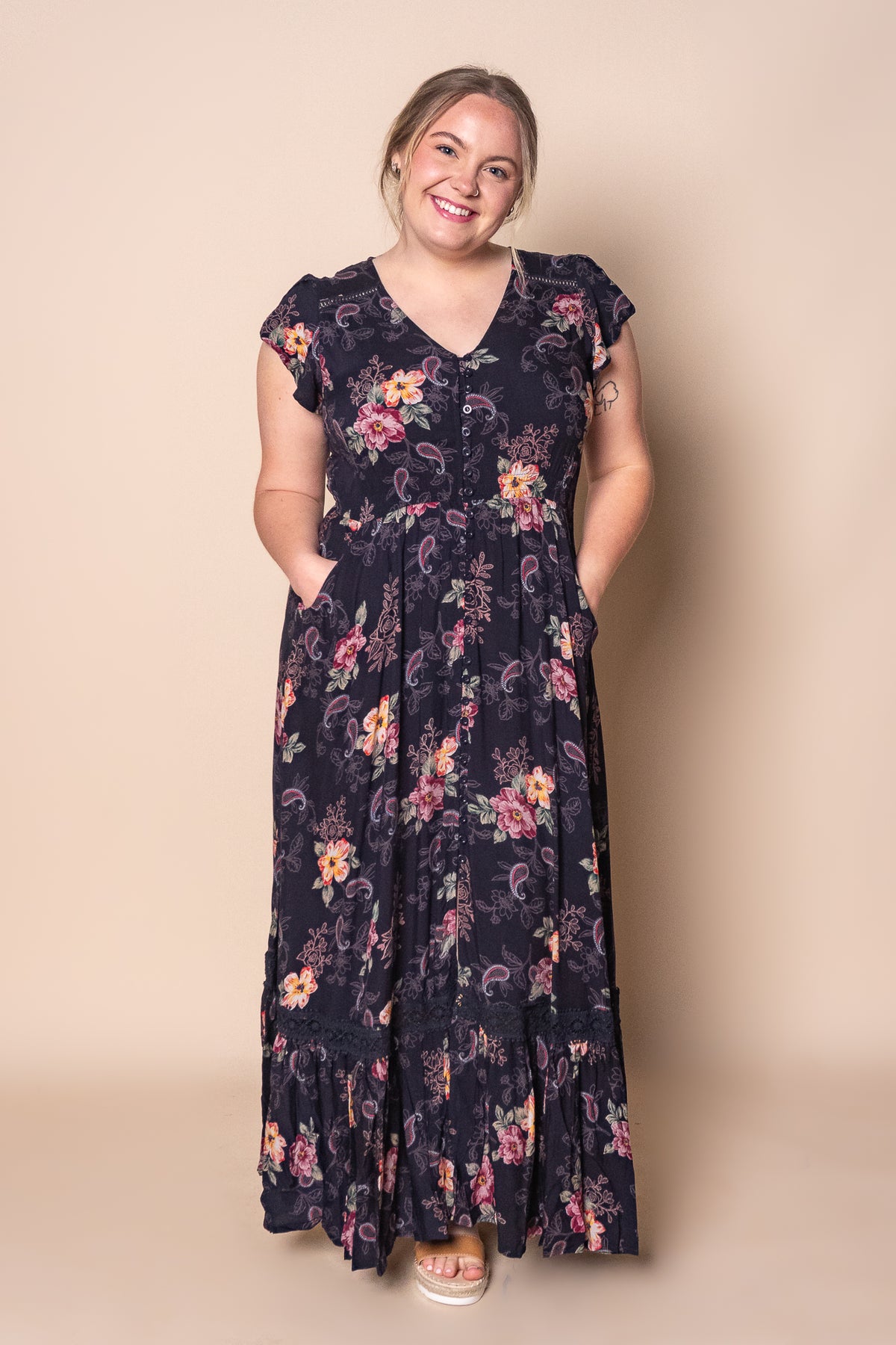 Naira Maxi Dress in Deep Navy