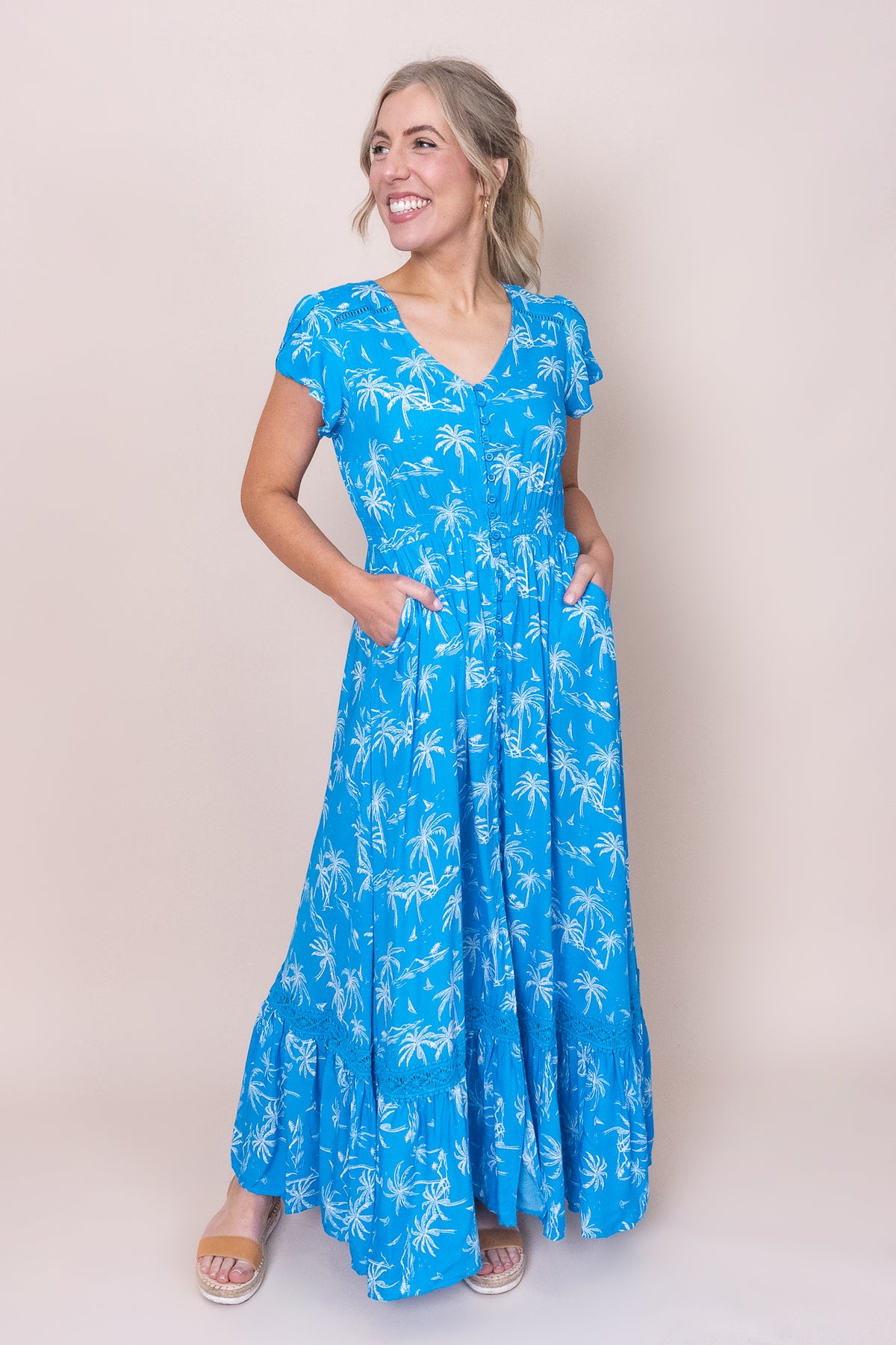 Wynita Dress in Sky Blue