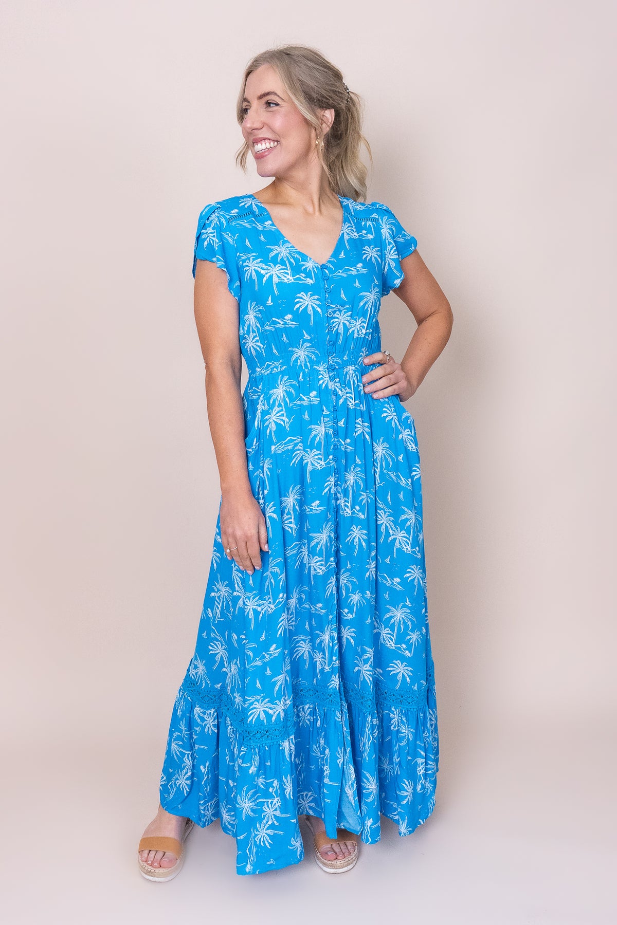 Wynita Dress in Sky Blue