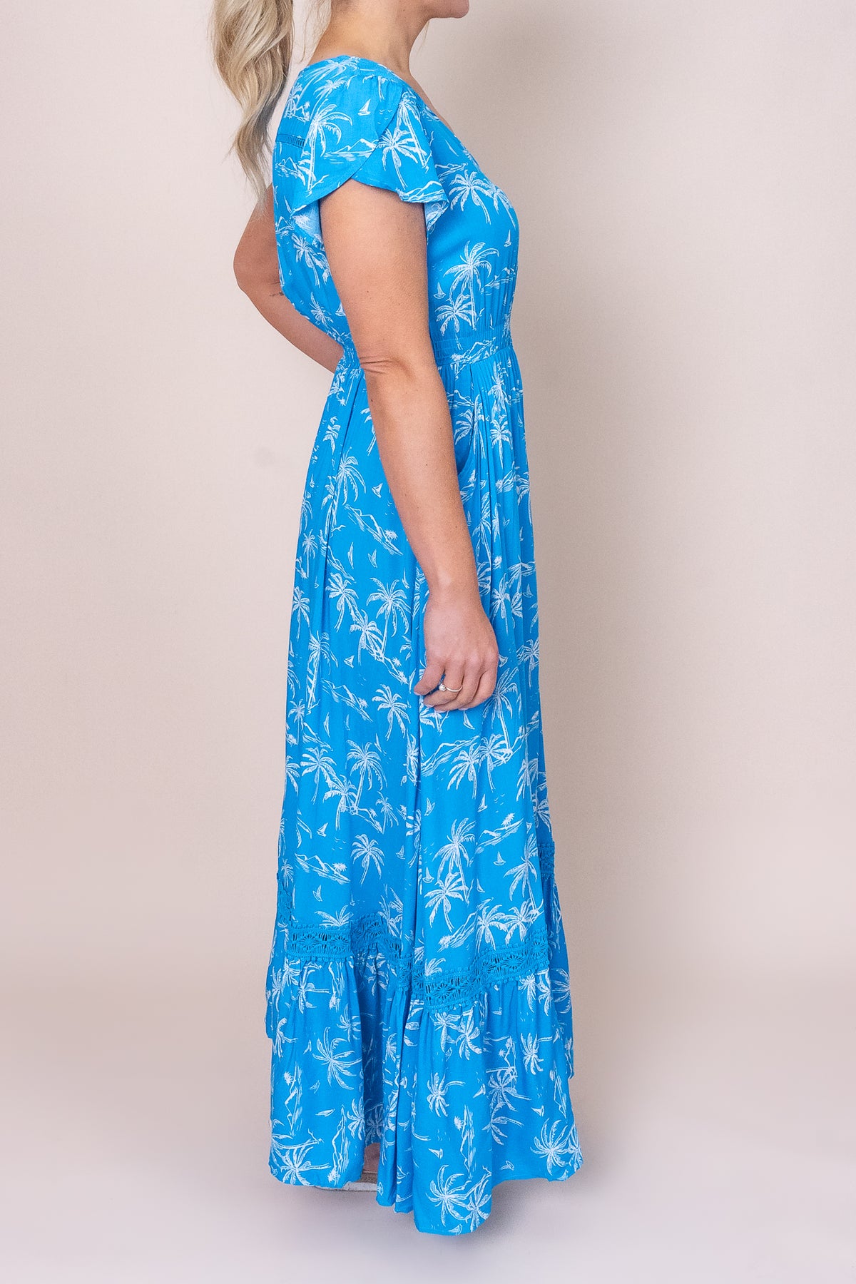 Wynita Dress in Sky Blue