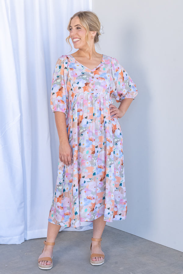 Zeta Midi Dress in Peach Multi