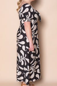 Renalta Midi Dress in Black