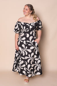 Renalta Midi Dress in Black