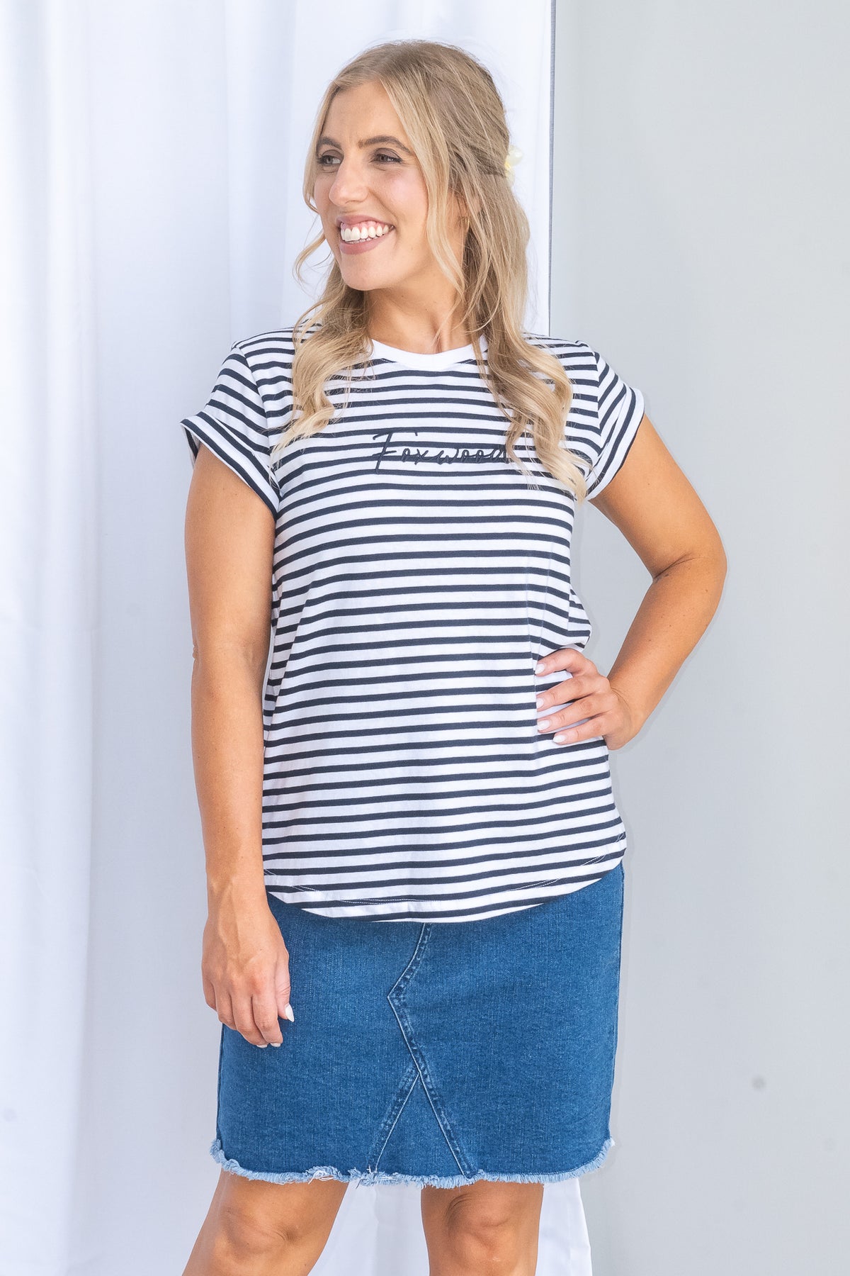 Signature Stripe Tee in Dark Sapphire - Foxwood