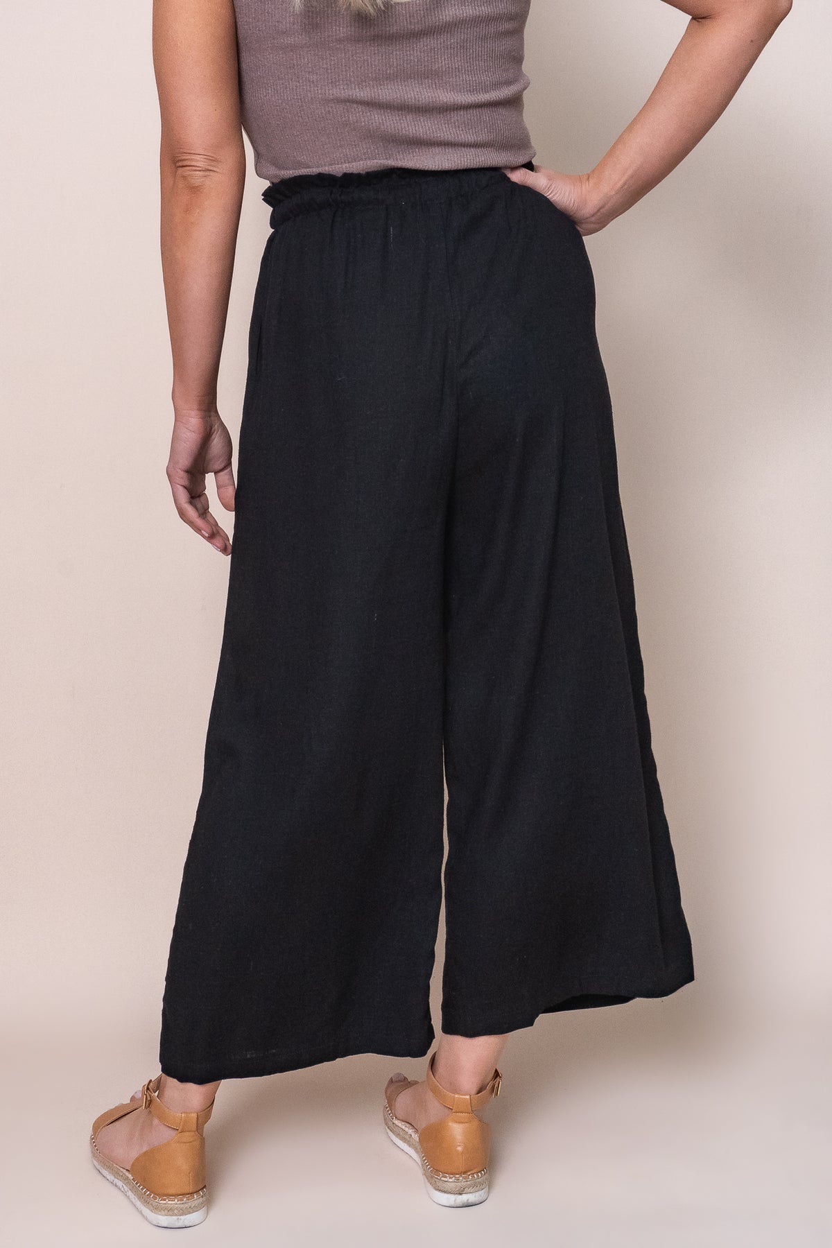 Lou-Anne Pants in Black