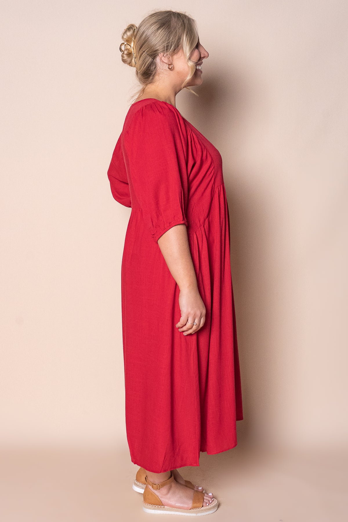 Emery Midi Dress in Raspberry