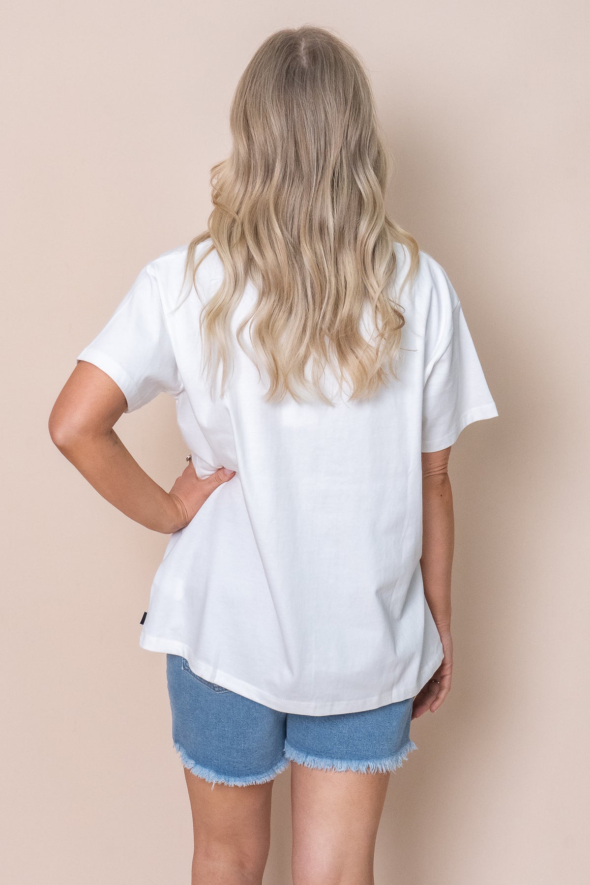 Rhi Standard Tee in Vintage White - All About Eve