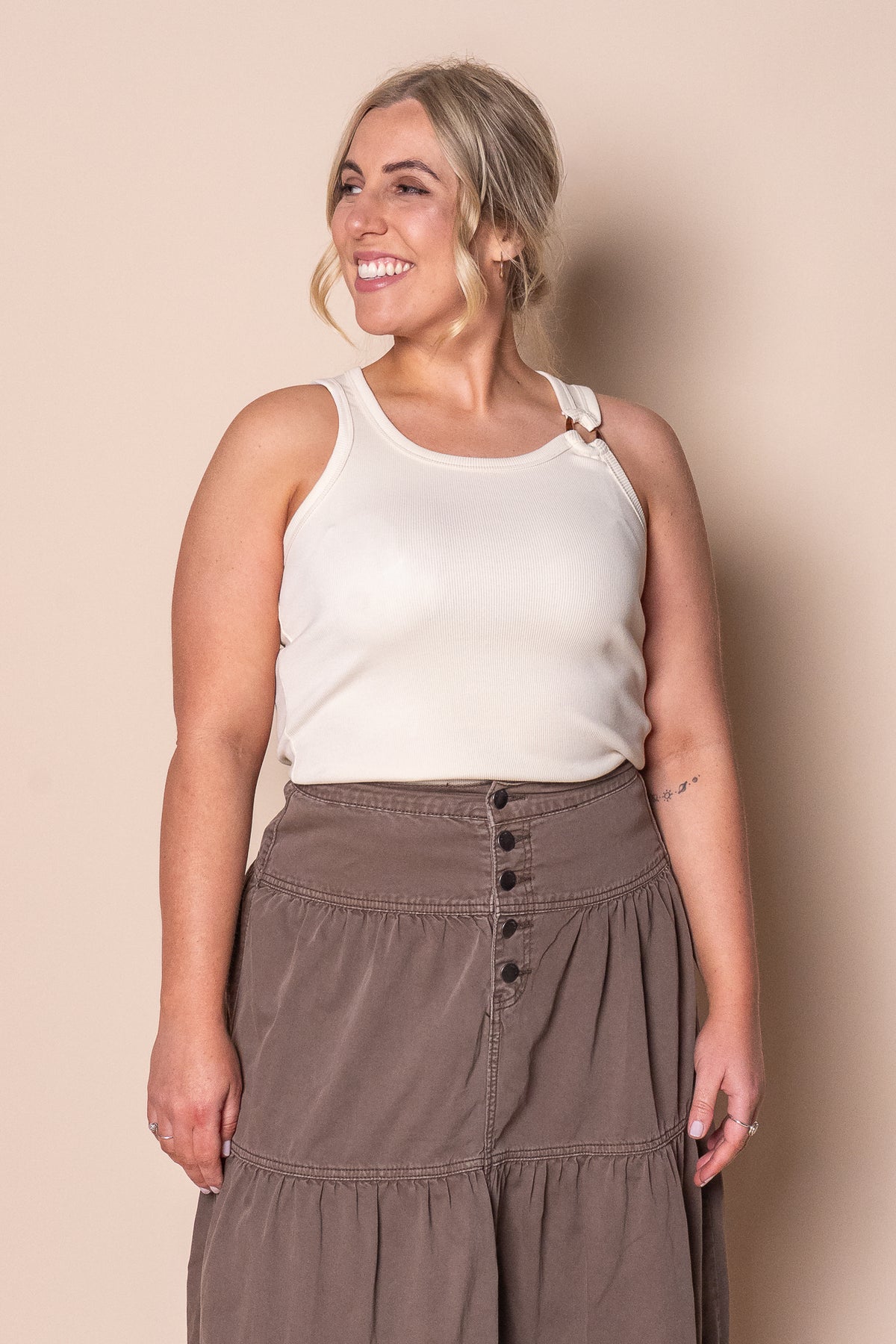Sierra Tank in Vanilla - All About Eve