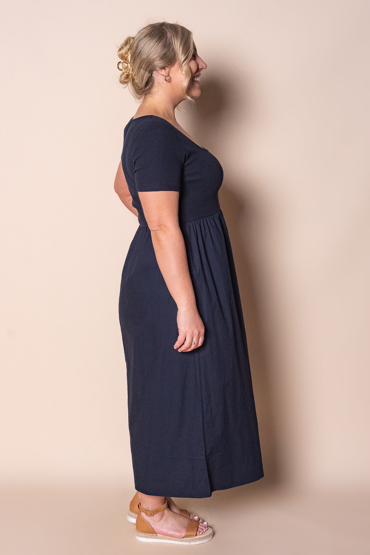 Ella Midi Dress in Navy - Foxwood