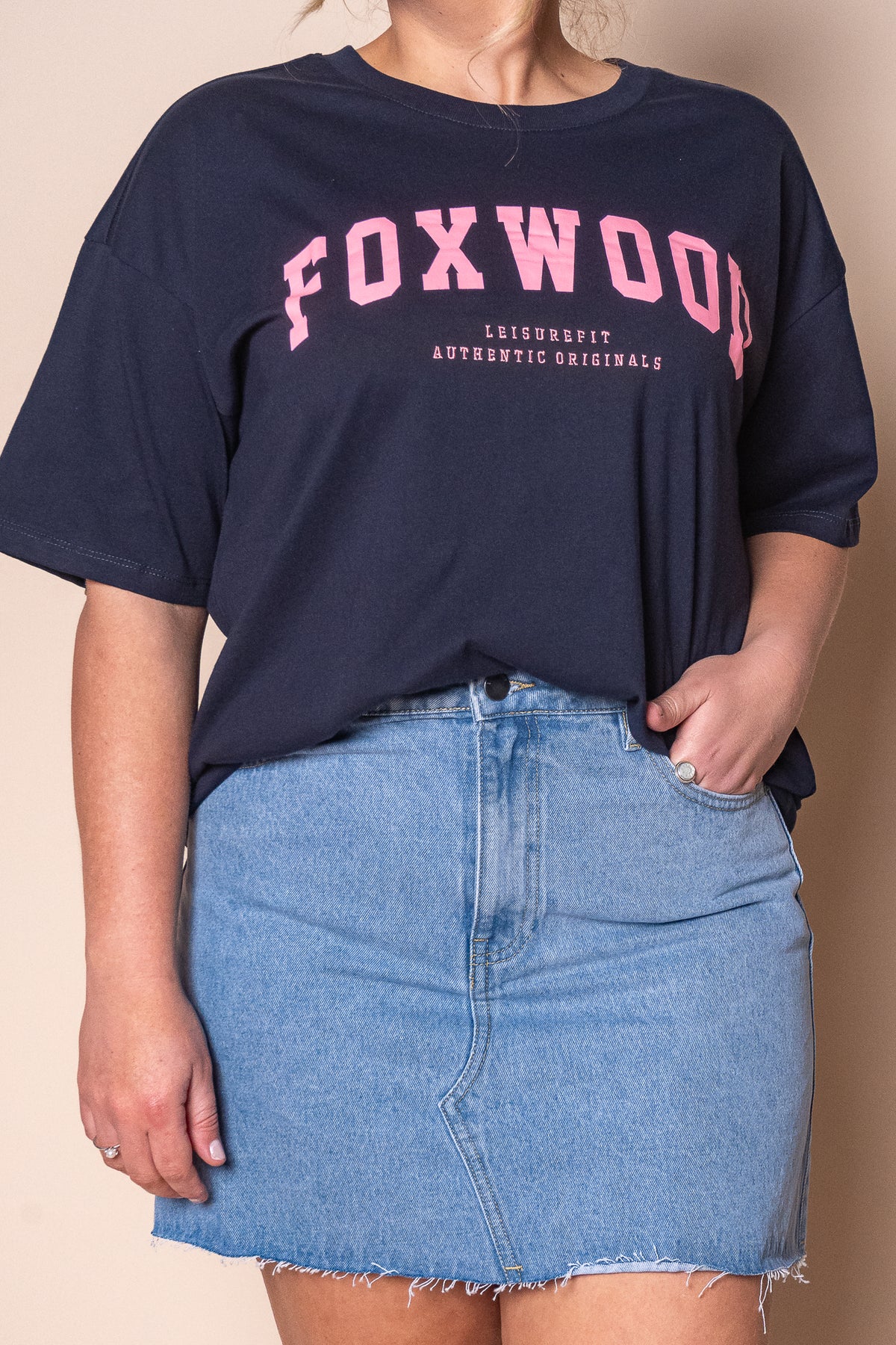 Interval Tee in Navy/Neon Pink - Foxwood