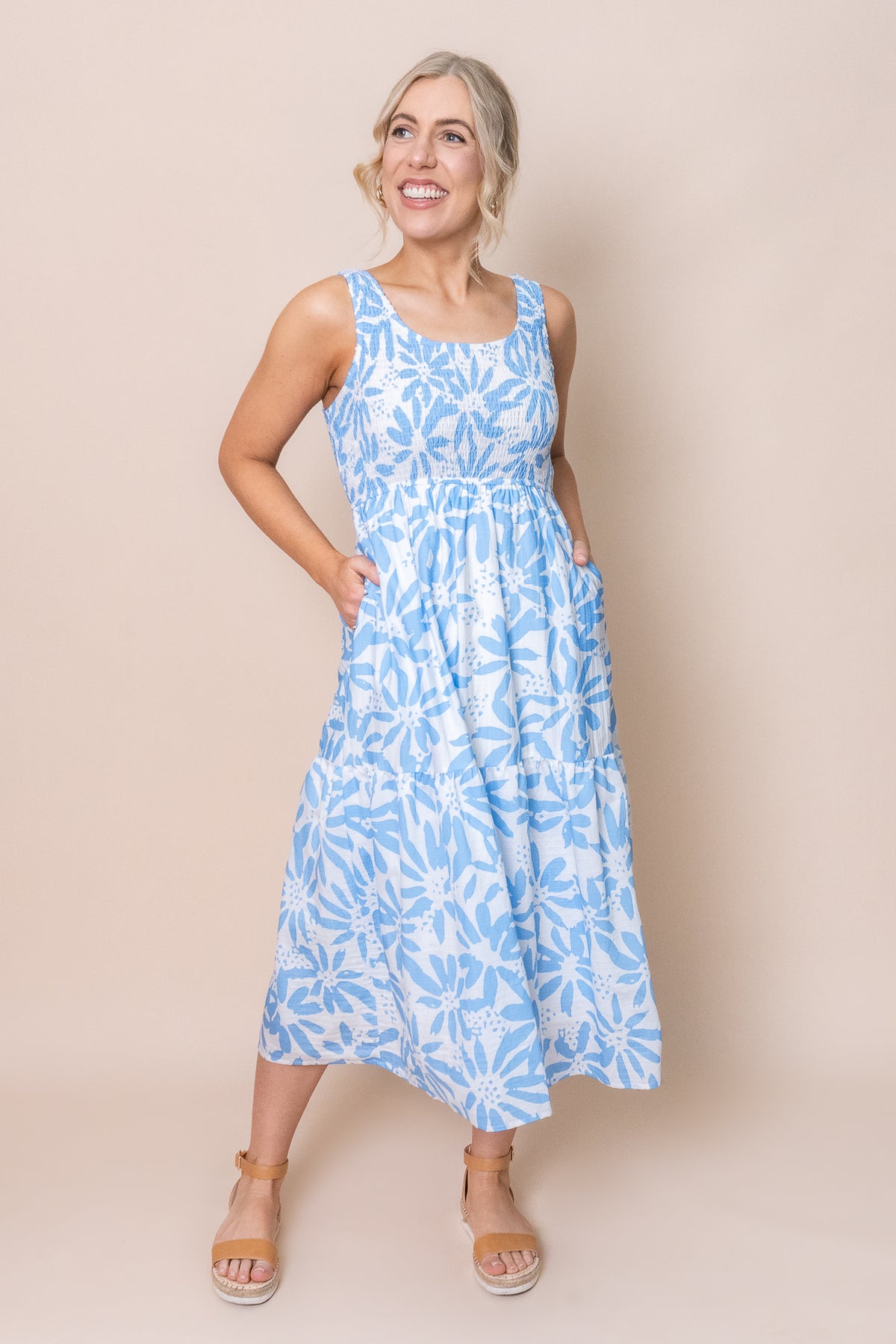 Cyra Dress in Light Blue