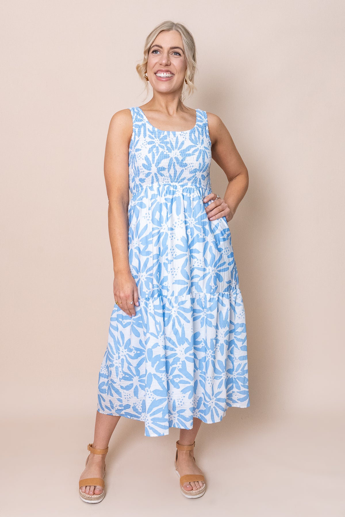 Cyra Dress in Light Blue