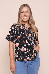 Lyla S/S Floral Top in Black