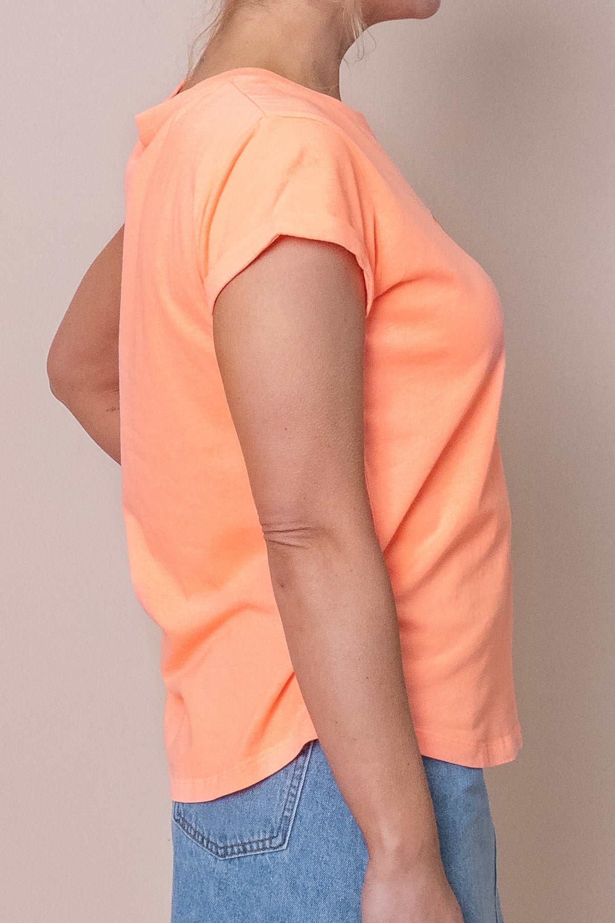 Signature Tee in Neon Peach - Foxwood