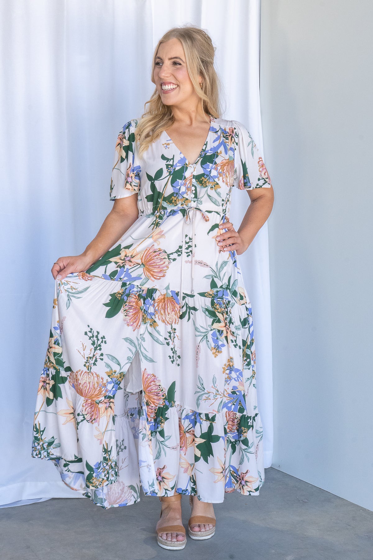 Wildflower Dress in Vintage White