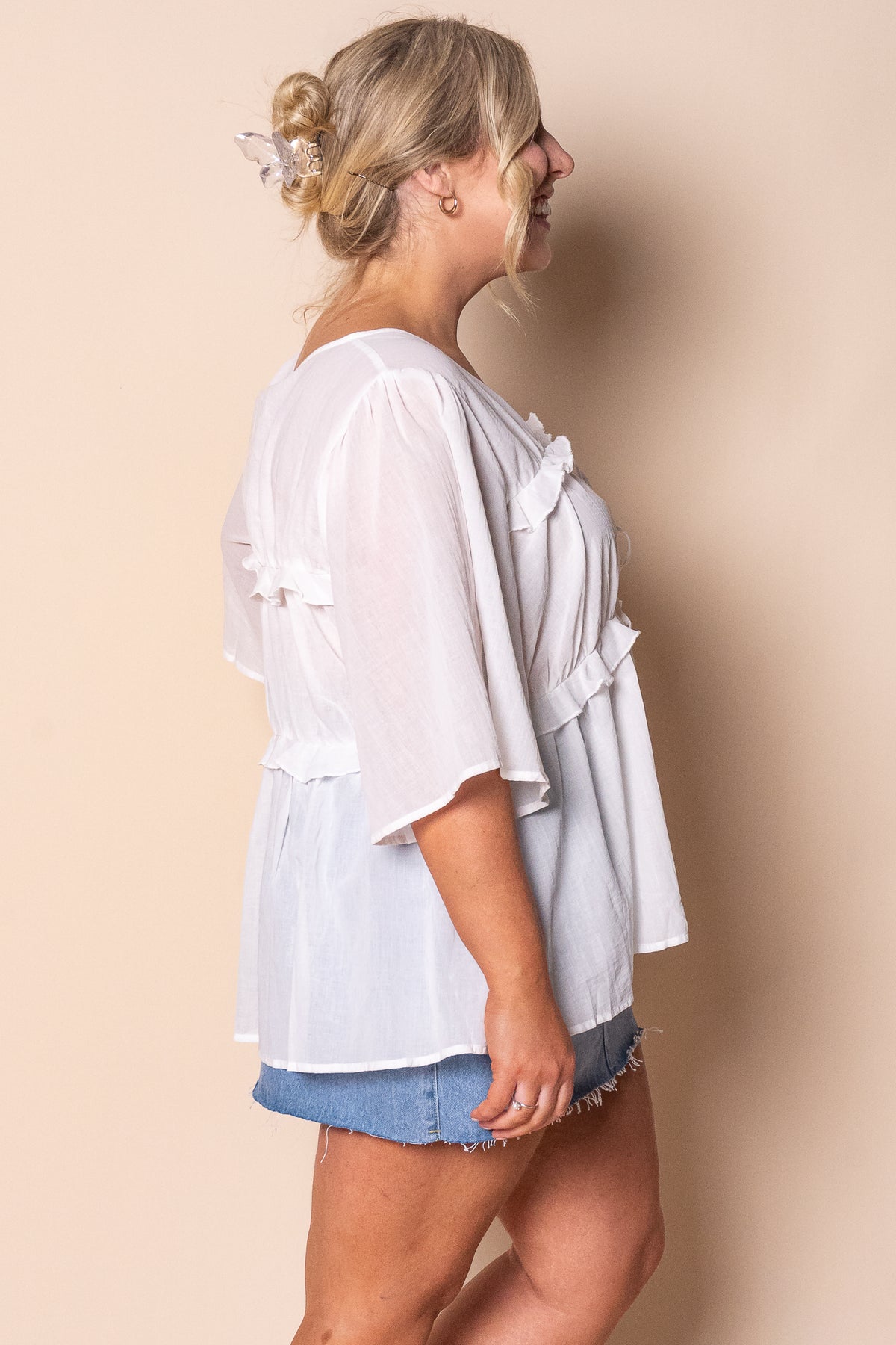 Henna Ruffle Top in White