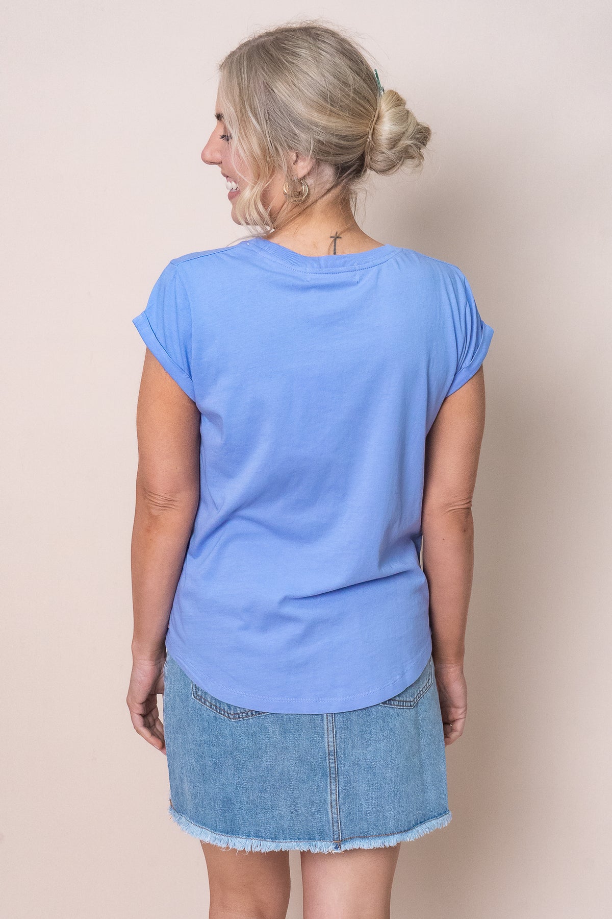 Signature Tee in Neon Blue - Foxwood