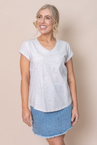 Marle Vee Tee in Oat Marle - Foxwood