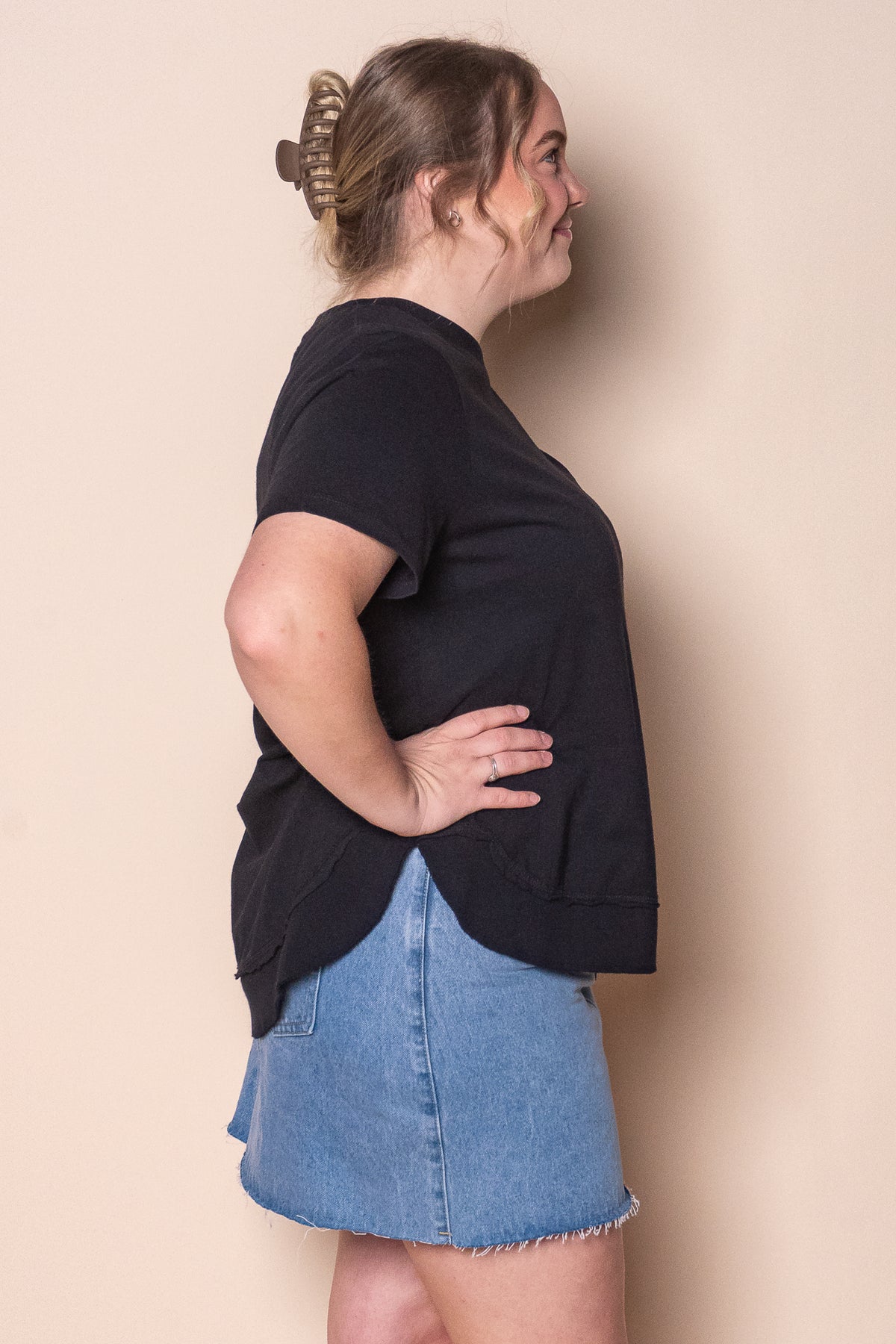 Farrah SS Tee in Black - Foxwood