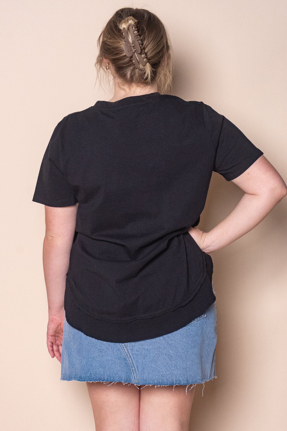 Farrah SS Tee in Black - Foxwood