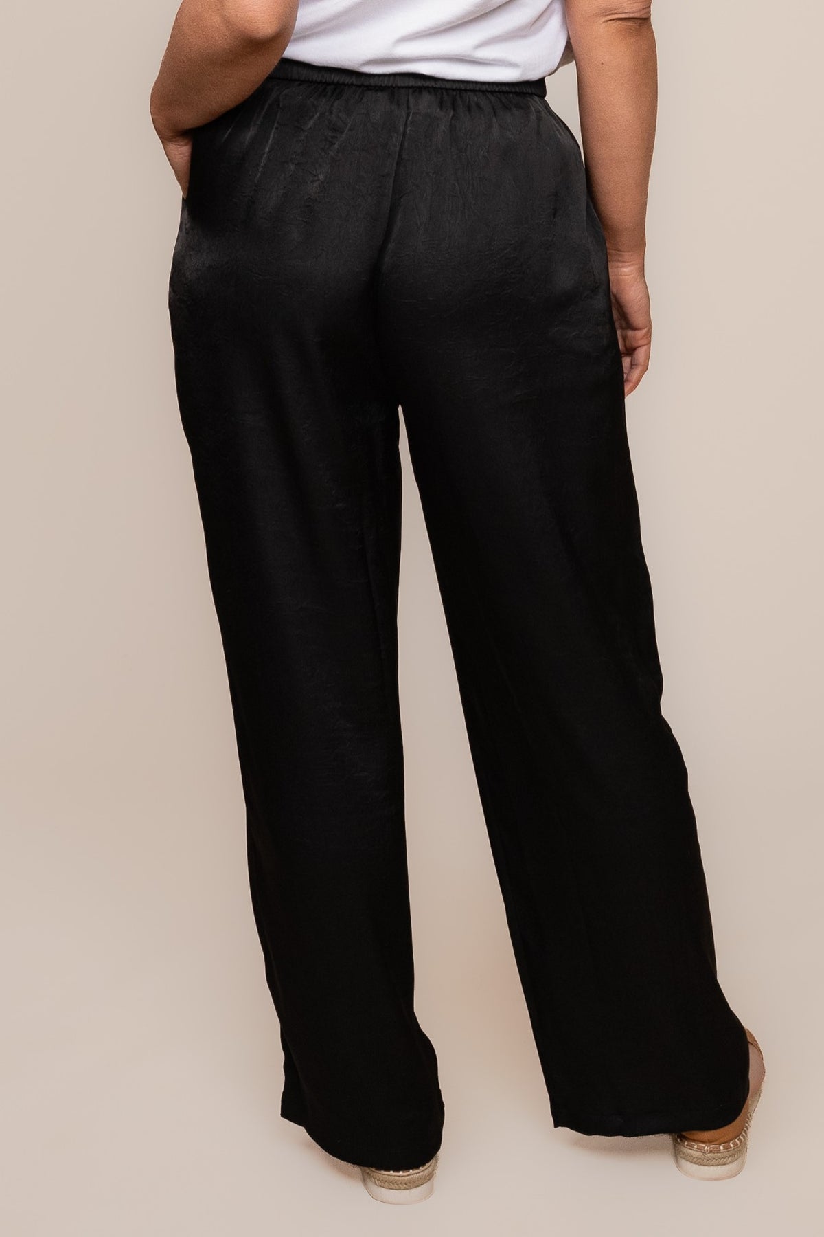 Isla Creased Satin Pants in Black