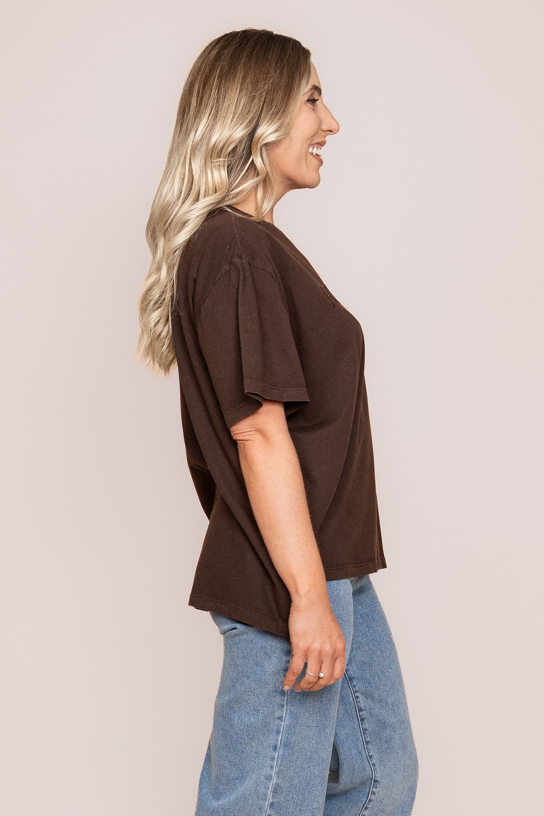 Simplified Tee in Coffee - Foxwood