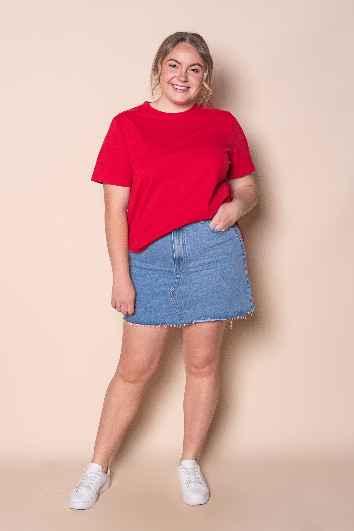 Farrah SS Tee in Crimson - Foxwood