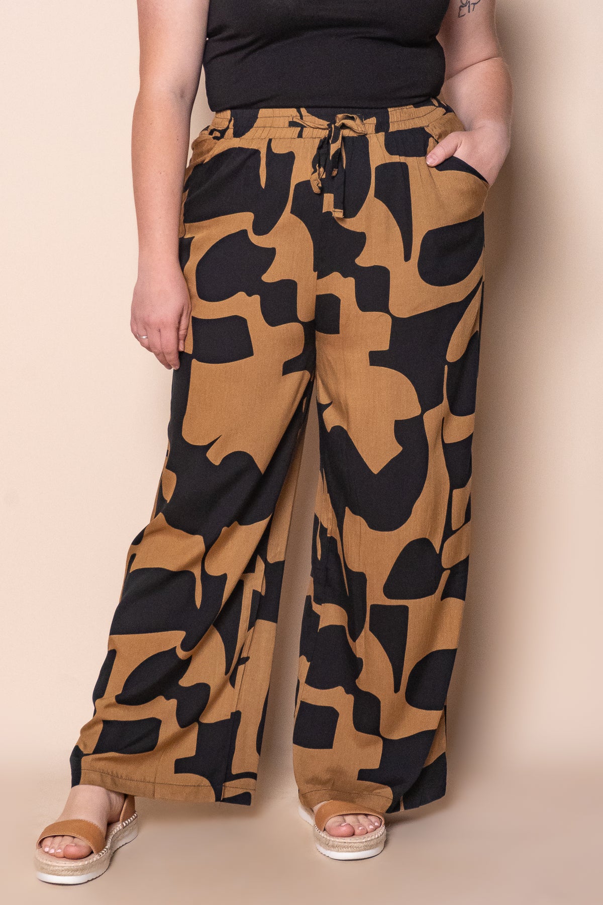 Rianni Wide Leg Pants in Black